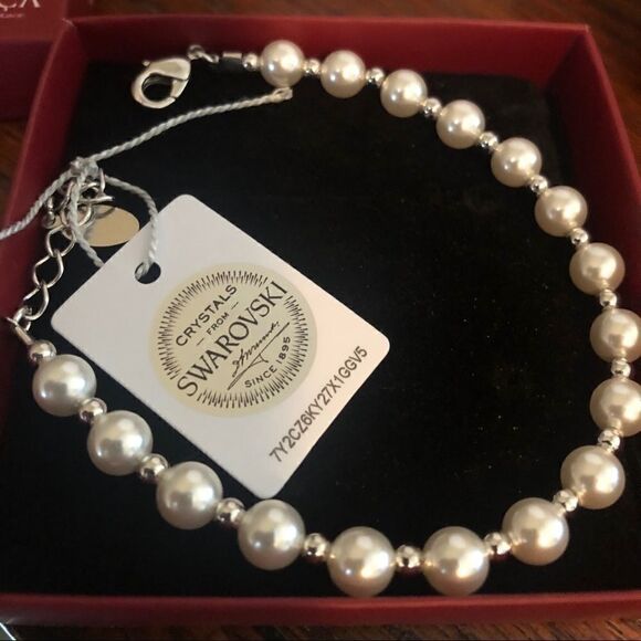 Swarovski authentic CrystalsWhiteRhodium bracelet  - Picture 7 of 10